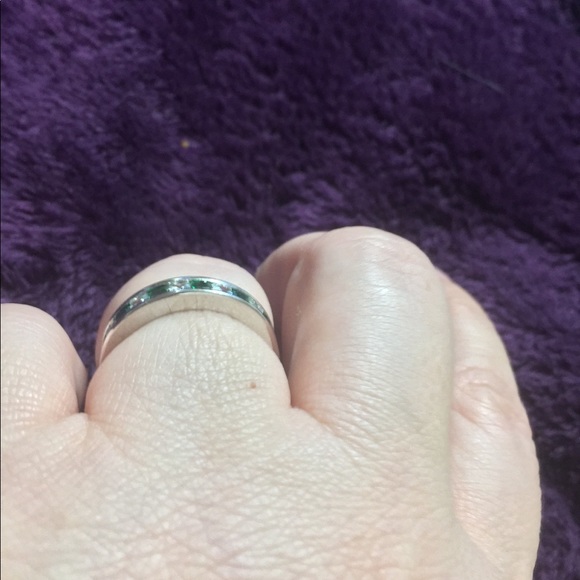 2XHP🎉White Sapphire/Emerald Channel Set Band 925 - Picture 4 of 5